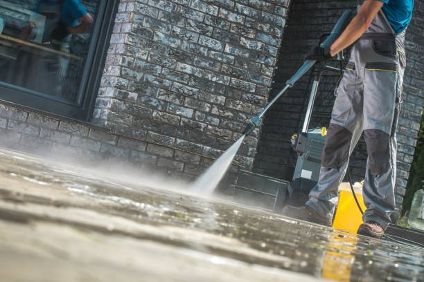 Best Driveway Pressure Washing  in Riverton, NJ